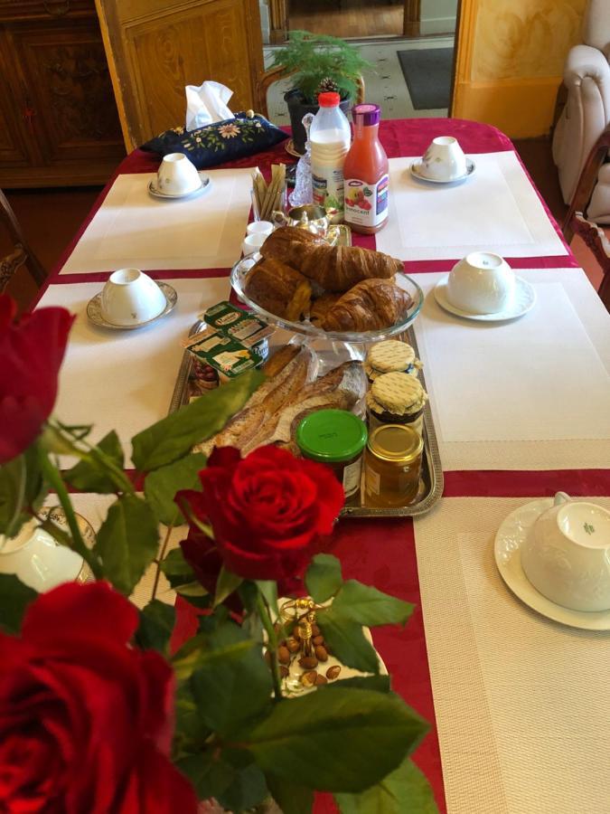 Demeure Des Payratons Bed and Breakfast Saint-Gerand-le-Puy Exteriör bild