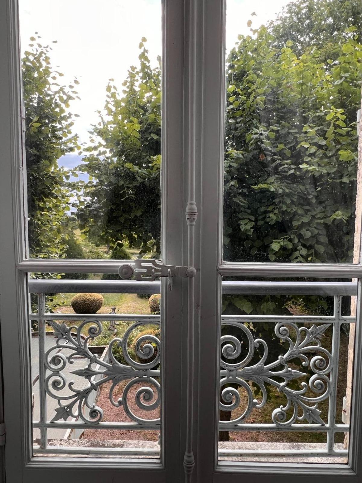 Demeure Des Payratons Bed and Breakfast Saint-Gerand-le-Puy Exteriör bild