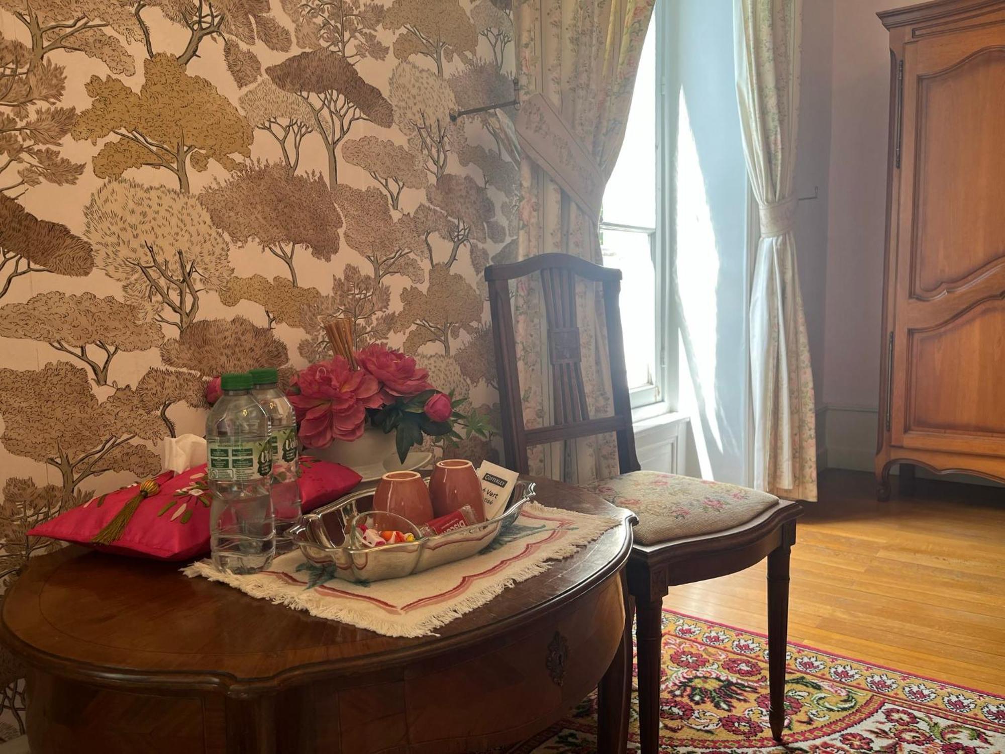 Demeure Des Payratons Bed and Breakfast Saint-Gerand-le-Puy Exteriör bild