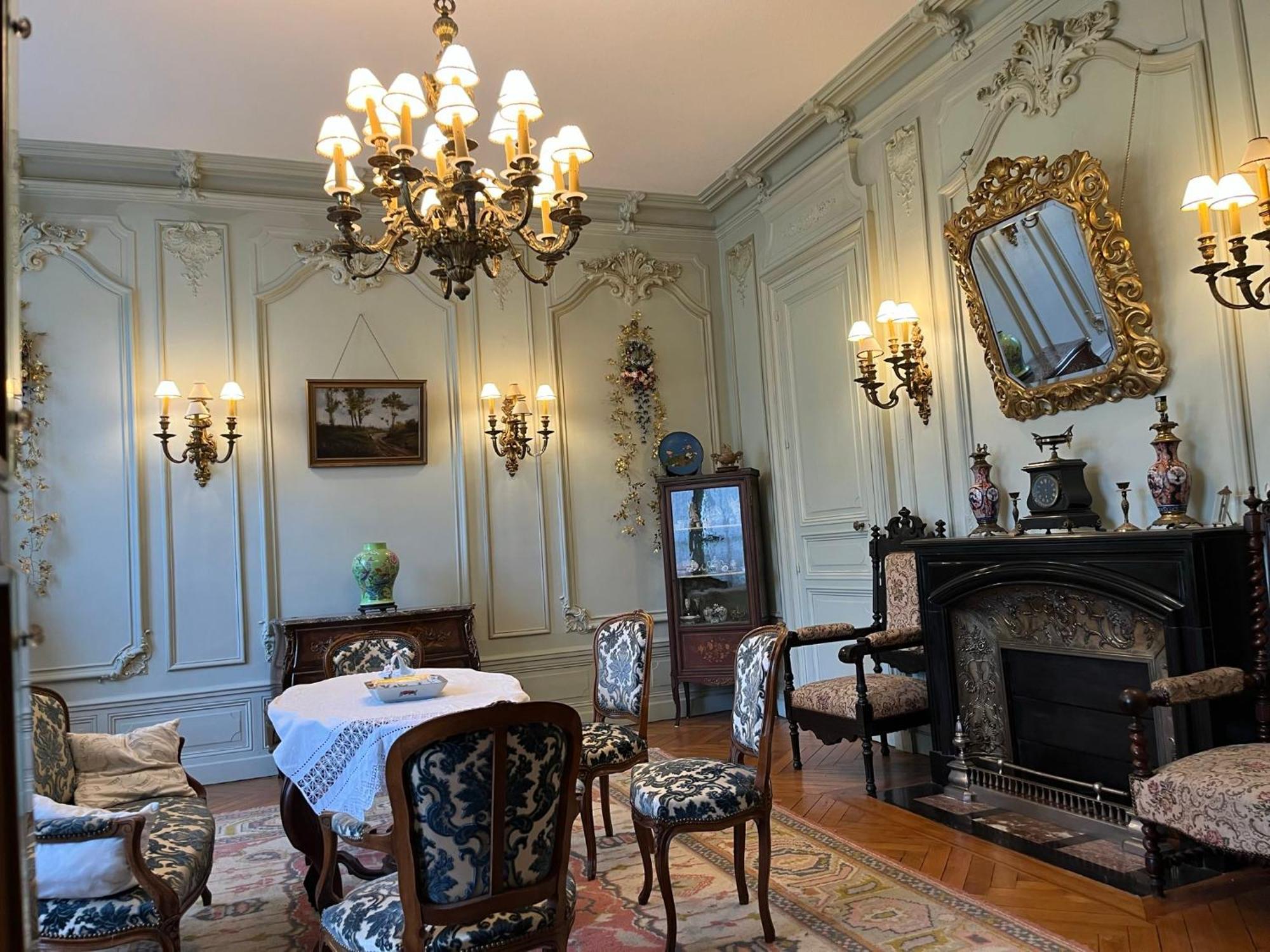 Demeure Des Payratons Bed and Breakfast Saint-Gerand-le-Puy Exteriör bild